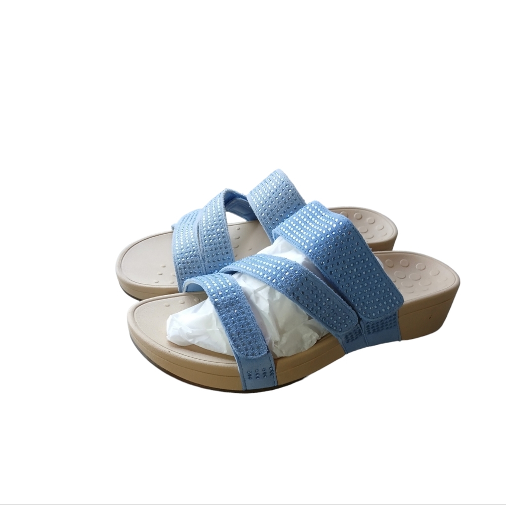 FREE SHIPPING. NewVionic Sparkling Blue Sandals Size 10W